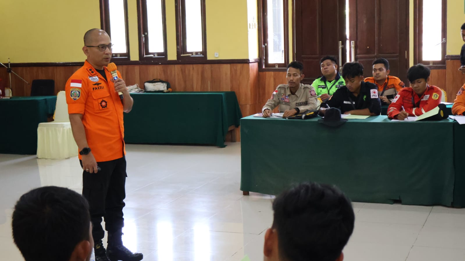 KANTOR SAR JAKARTA MENYELENGGARAKAN PELATIHAN TEKNIS PERTOLONGAN DI GUNUNG HUTAN BAGI POTENSI SAR