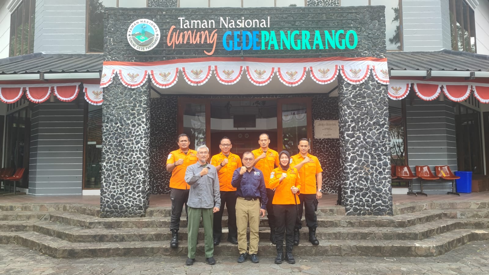 KEPALA KANTOR SAR JAKARTA MELAKUKAN KUNJUNGAN KERJA KE BALAI BESAR TAMAN NASIONAL GUNUNG GEDE PANGRANGO