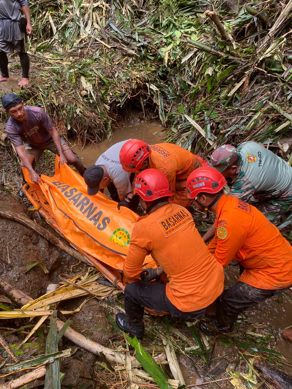 SEMPAT HILANG DI KEBUN WARGA TOBELO SELATAN DITEMUKAN MENINGGAL DUNIA